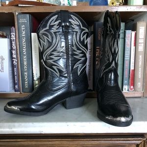 Little girls cowgirl boots